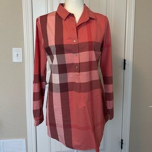 Women’s buttom down